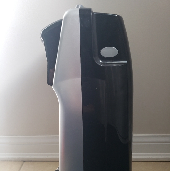 Sodastream Jet with bottle - Picture 3 of 9